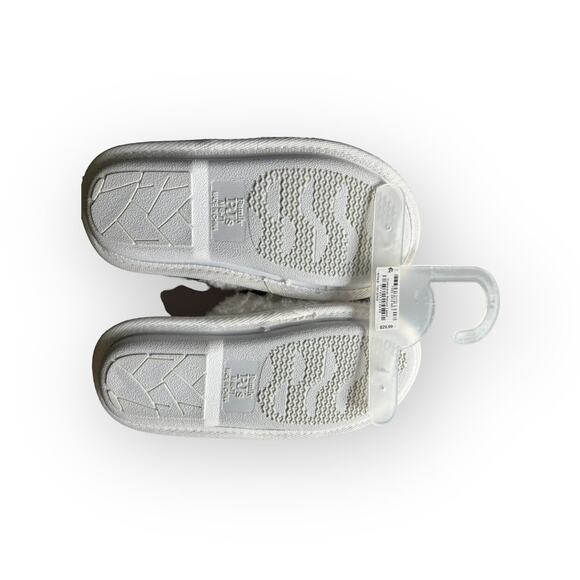 Little Bear Family Match Holiday Slippers - Picture 2 of 4